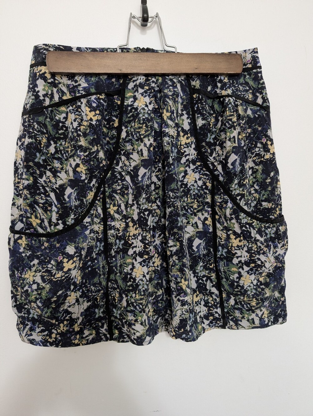 Lilu XS Floral Skirt 100% Silk High Waisted Flowy Watercolor Flowers Navy Blue